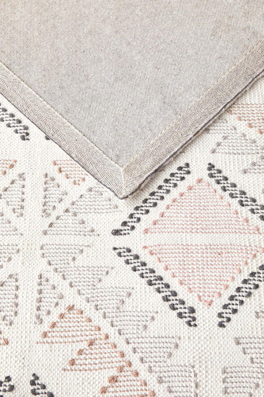 Leah Tribal Chic Peach Ivory & Brown Hand Loomed Rug