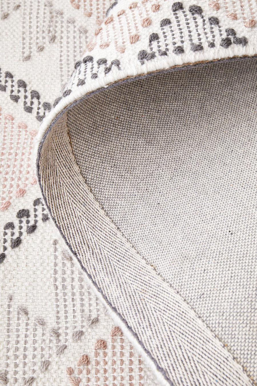 Leah Tribal Chic Peach Ivory & Brown Hand Loomed Rug