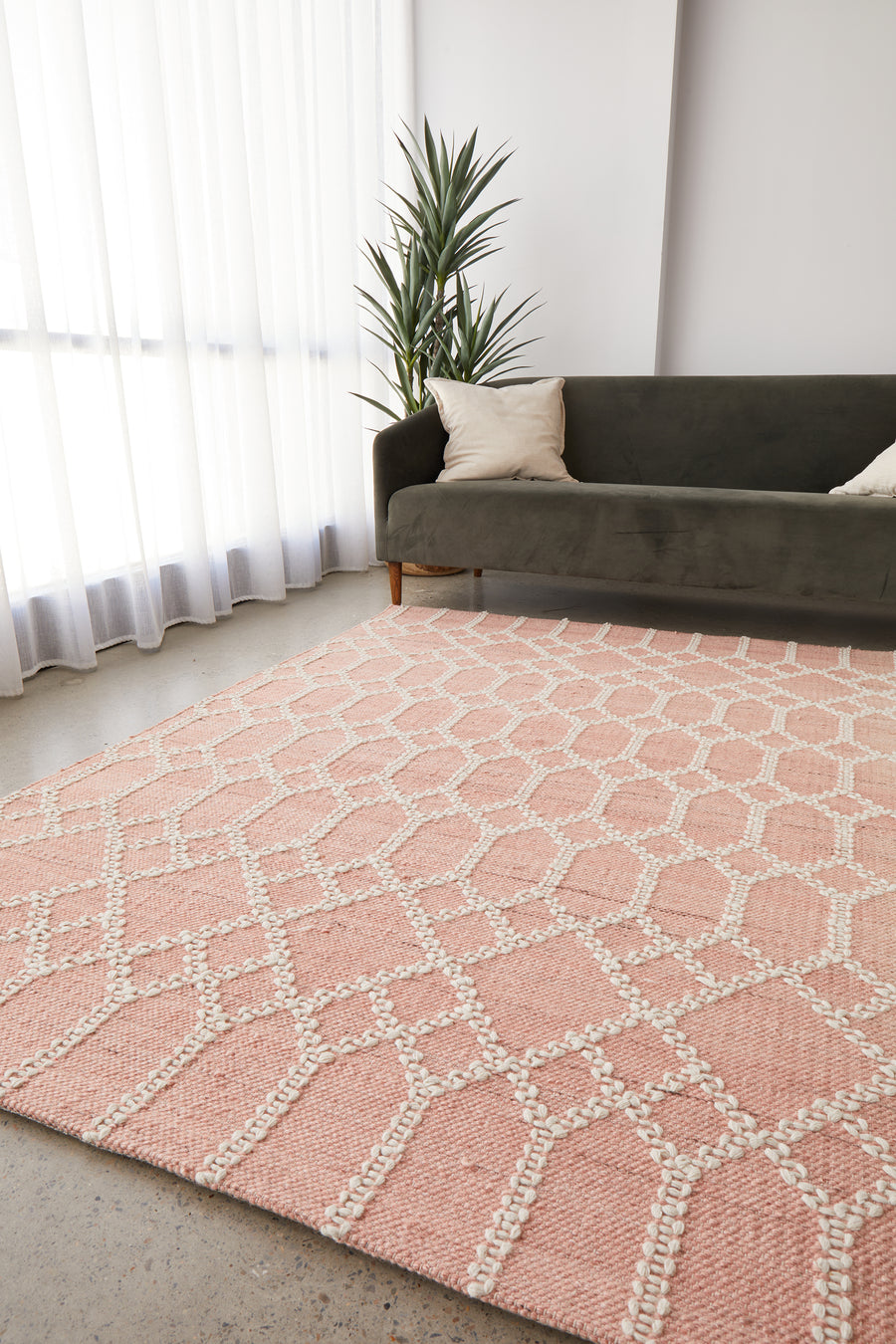 Nellie Tribal Pink & Ivory Rug