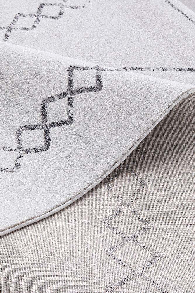Kylie Paradise Cream & Grey Modern Diamond Tribal Pattern Rug