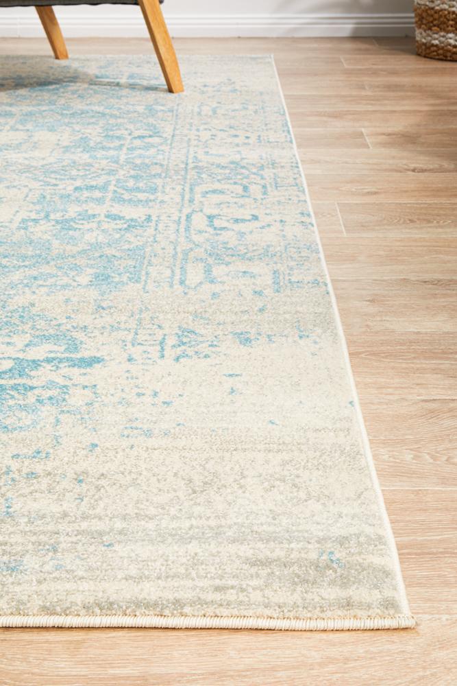 Carli Transitional Blue & White Distressed Rug