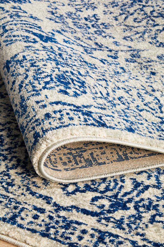 Rayna Transitional Blue & White Rug