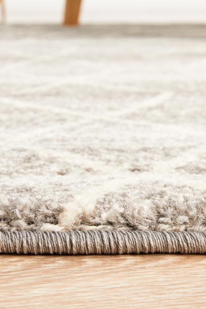 Talia Geometric Grey & White Diamond Pattern Round Rug