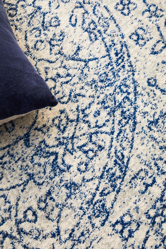Ella Transitional Blue & White Round Rug
