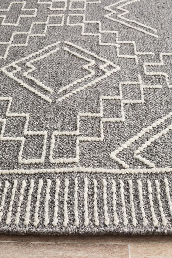 Zara Tribal Grey & White Wool Rug