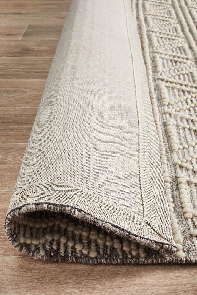 Zena Tribal Light Grey & White Wool Rug