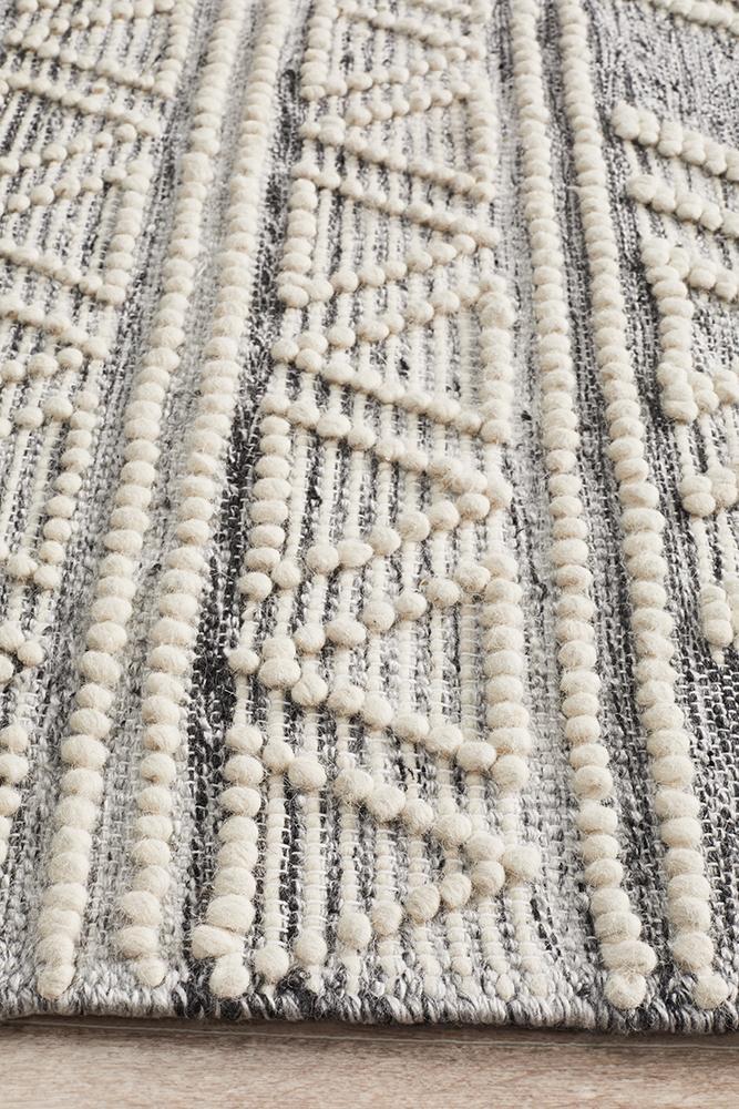 Zena Tribal Grey & White Patterned Rug