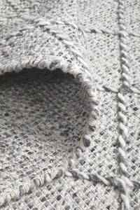 Thumbnail for Noa Grey & White Modern Diamond Pattern Flatweave Wool Rug