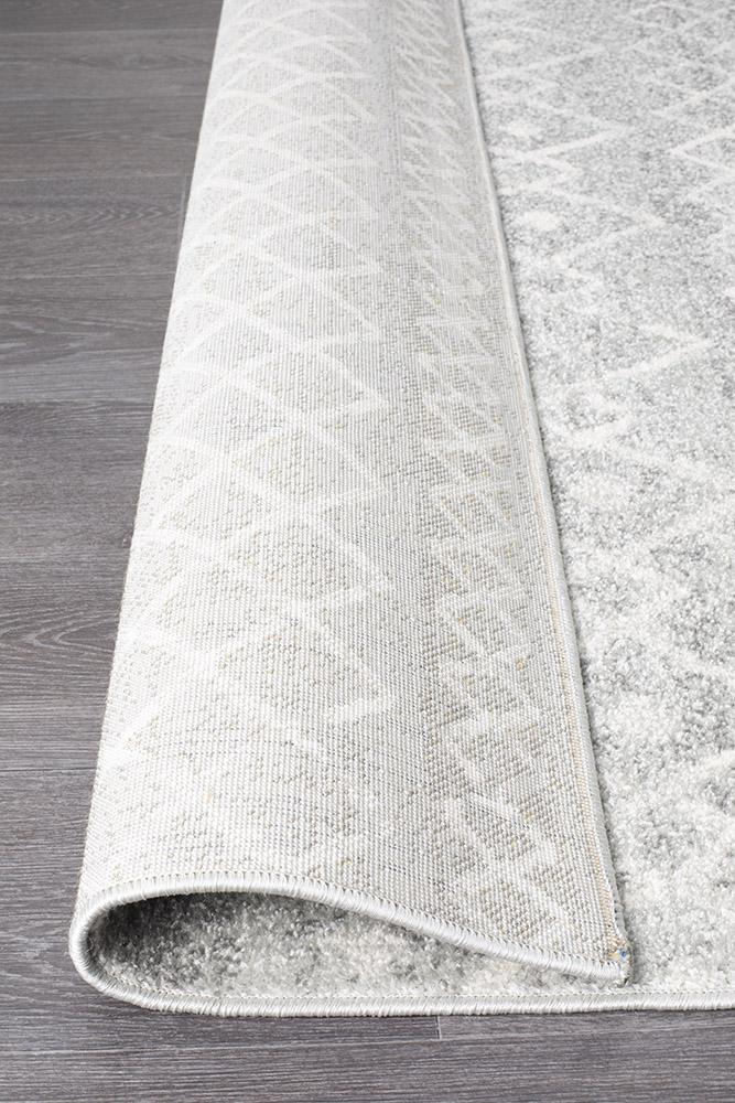 Yareli Tribal Chic White & Grey Rug