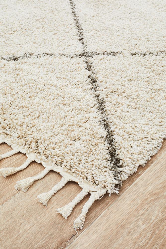 Anisah Modern Natural & Grey Boho Fringed Rug