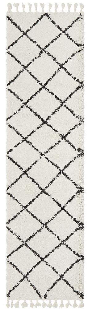 Anisah Modern White & Black Diamond Pattern Fringed Rug