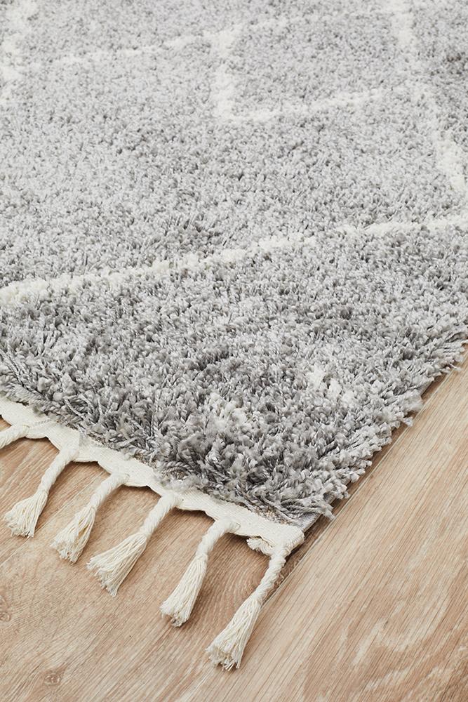 Nahla Modern Fringed Steel Grey & White Tribal Rug 