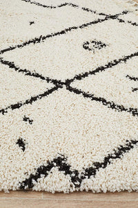 Thumbnail for Nahla Modern Fringed White & Black Tribal Rug