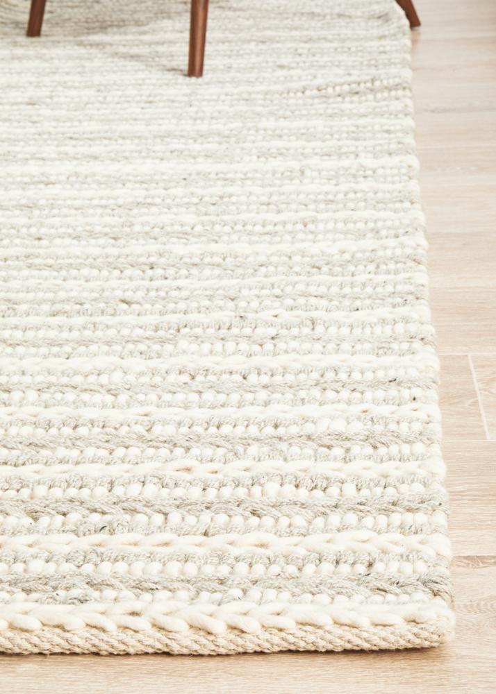 Vera Scandi Grey & White Hand Braided Flatweave Wool Rug