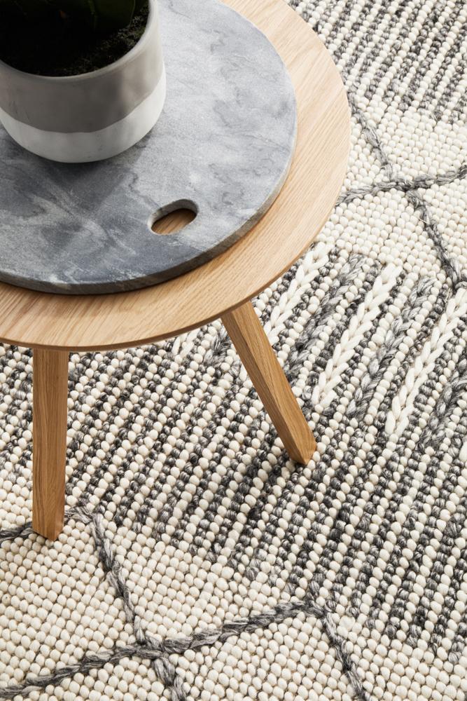 Vivika Scandi White & Grey Patterned Flatweave Felted Wool Rug