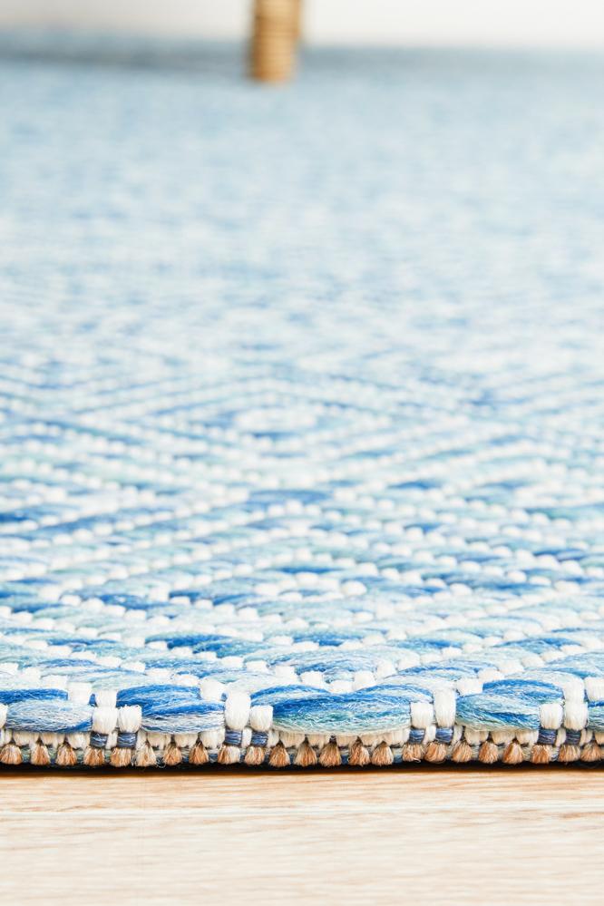 Milly Outdoor Blue & White Diamond Pattern Rug