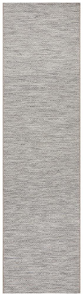 Milly Outdoor Natural & White Diamond Pattern Rug