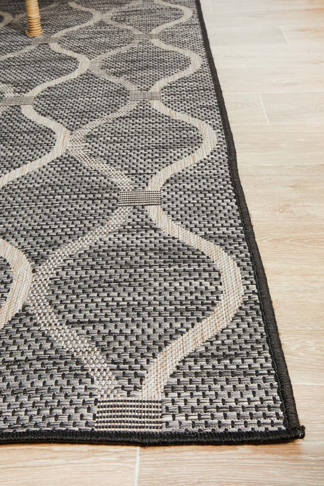 Lola Outdoor Black & Grey Patterned Rug