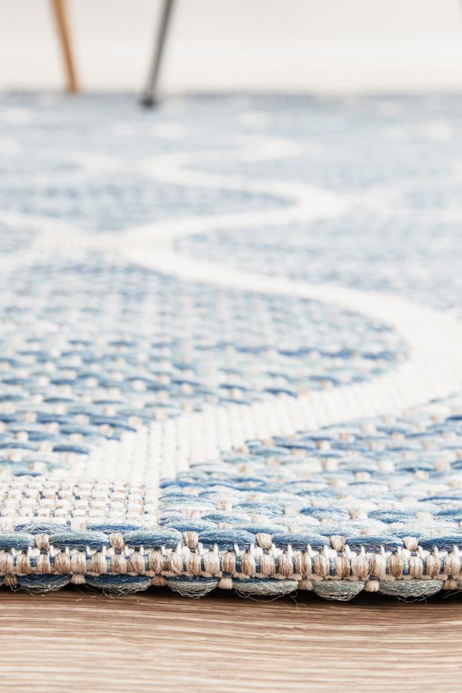 Lola Outdoor Blue & White Patterned Rug