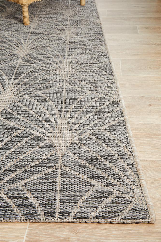 Vera Outdoor Black & Grey Art Deco Pattern Rug