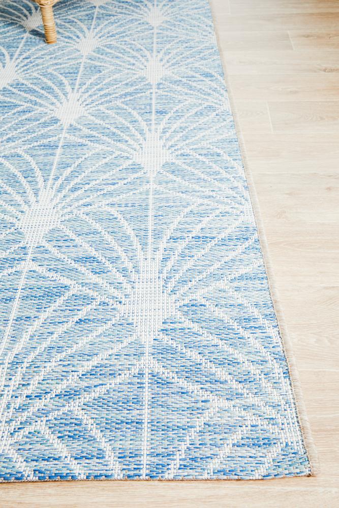 Vera Outdoor Blue & White Art Deco Pattern Rug