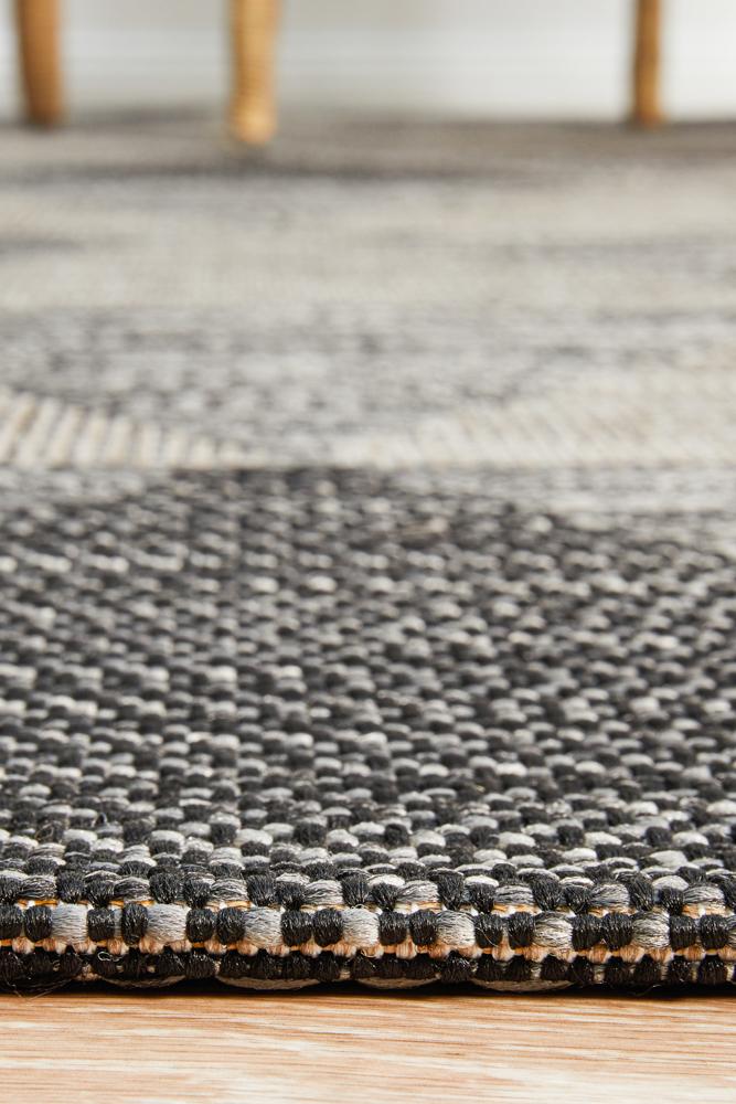 Miles Outdoor Black & Grey Geometric Pattern Rug