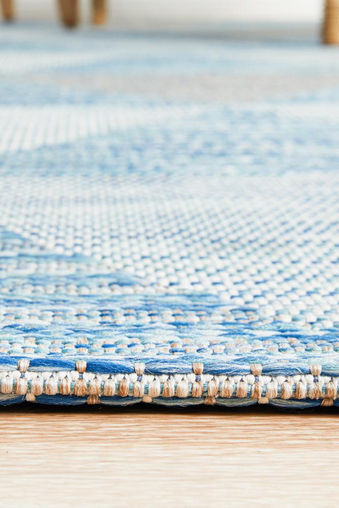 Miles Outdoor Blue & White Geometric Pattern Rug