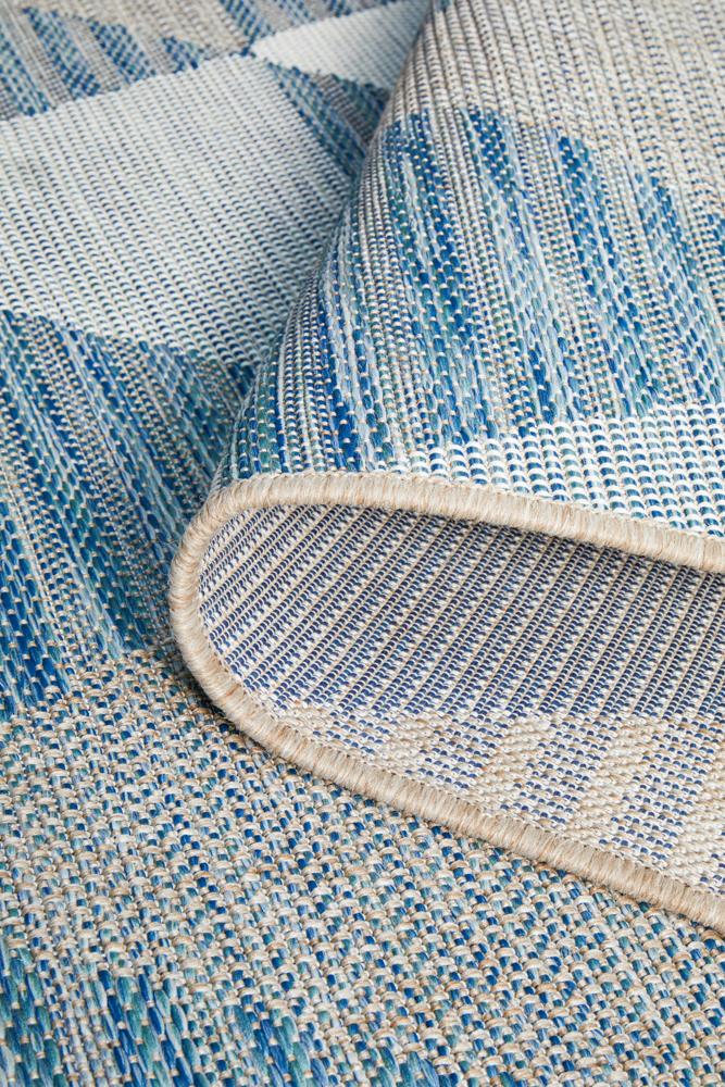 Miles Outdoor Blue & White Geometric Pattern Rug