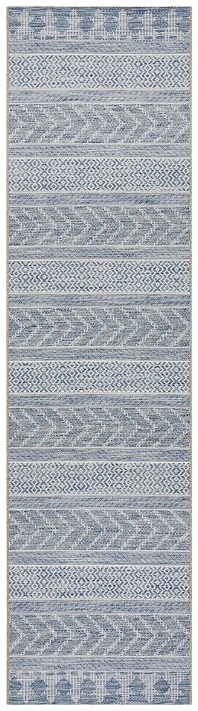 Tessa Outdoor Blue & White Tribal Pattern Rug